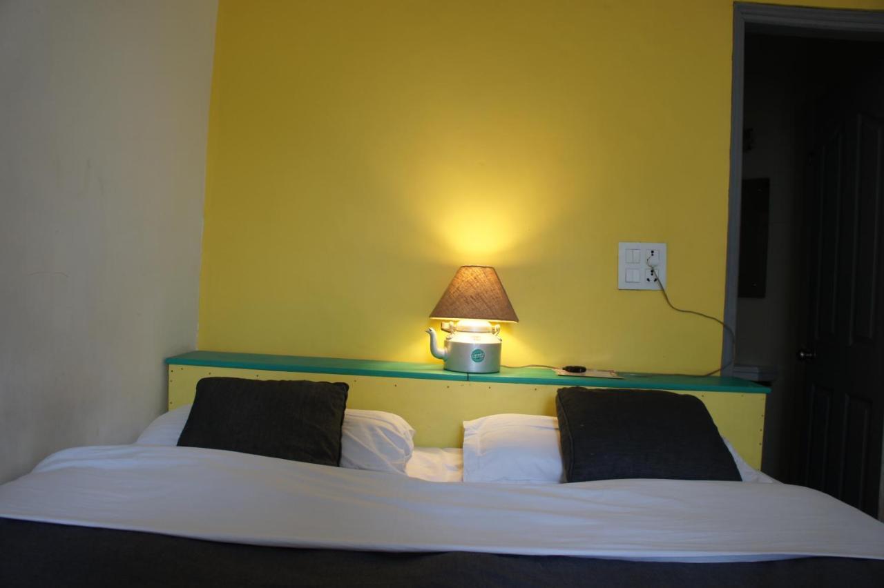 Bed & Chai Guesthouse New Delhi Exteriör bild