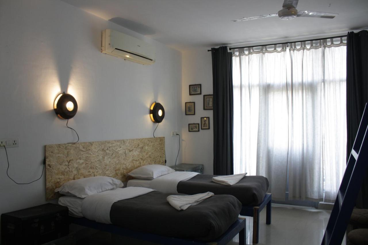 Bed & Chai Guesthouse New Delhi Exteriör bild