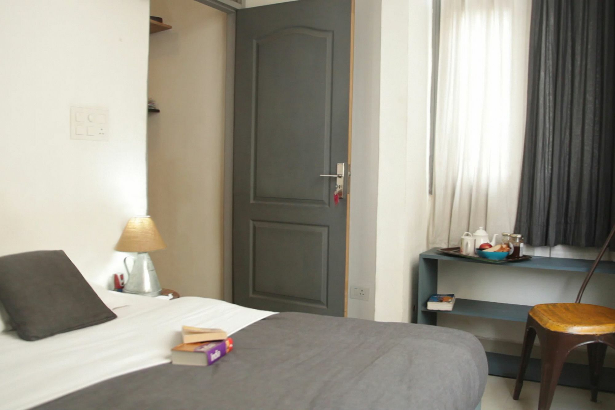 Bed & Chai Guesthouse New Delhi Exteriör bild
